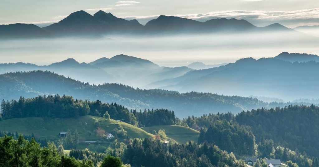 Who is the real God? He reveals Himself in His creation.